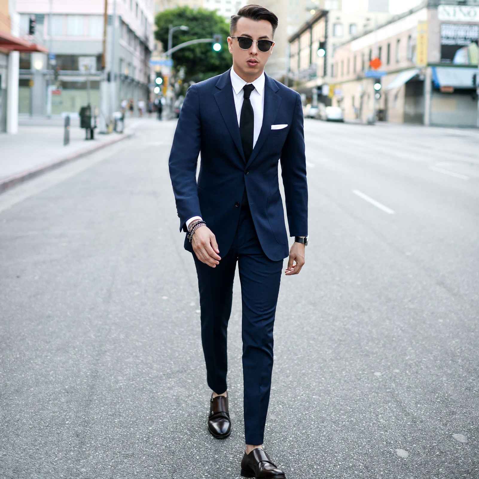 How The Best Dressed Men Wear Black Shoes Navy Suits Soxy