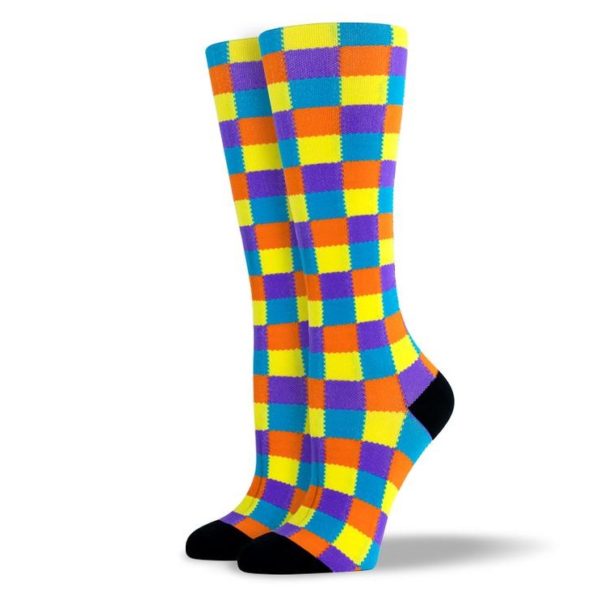 How Tight Should Compression Socks Be? Best Guide for 2021