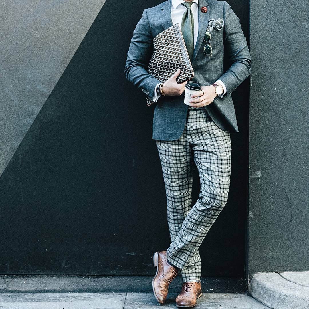 How The Best Dressed Men Wear Blue Shirts & Brown Shoes | Soxy How The Best Dressed Men Wear Blue Shirts & Brown Shoes | Soxy