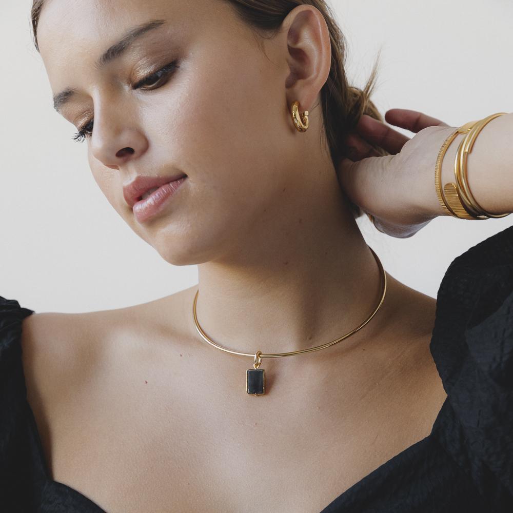 Best Minimalist Jewelry Brands Read This First