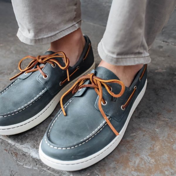 Wearing Socks With Boat Shoes Best Style Guide for 2021