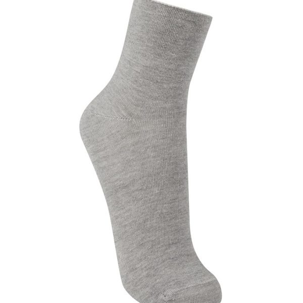 How to Wear Socks with Vans Best Style Guide for 2021