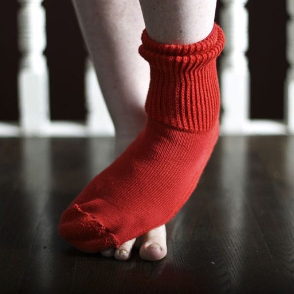 What Should You Do With Old Socks? Best Guide for 2021