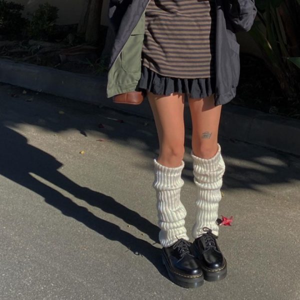 How To Wear Leg Warmers Read This First