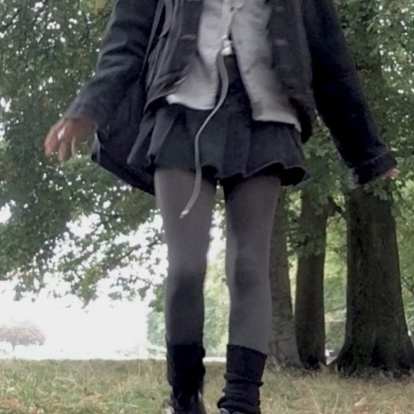 How To Wear Leg Warmers Read This First