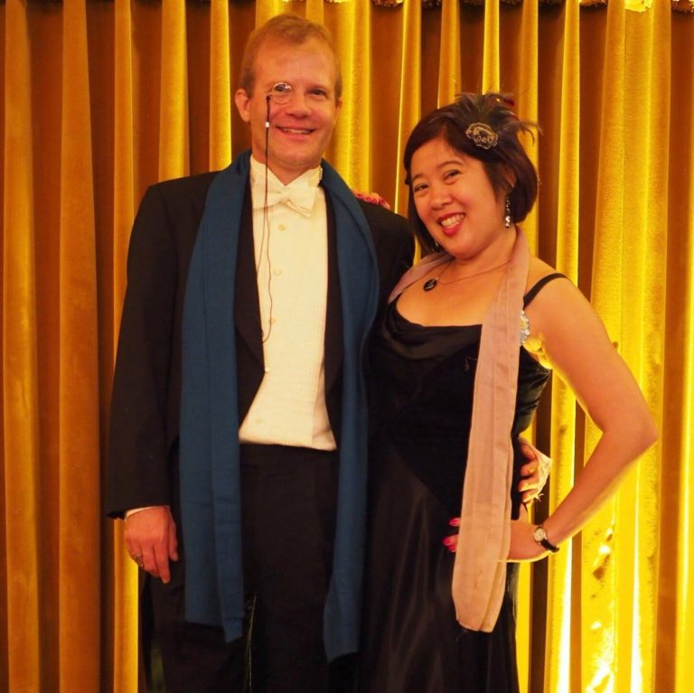 How to Wear a Monocle Read This First