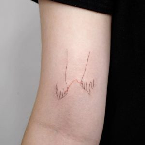 30 Best Pinky Promise Tattoo Ideas - Read This First