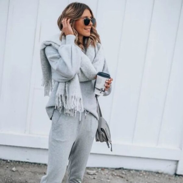 What to Wear With Sweatpants - Read This First