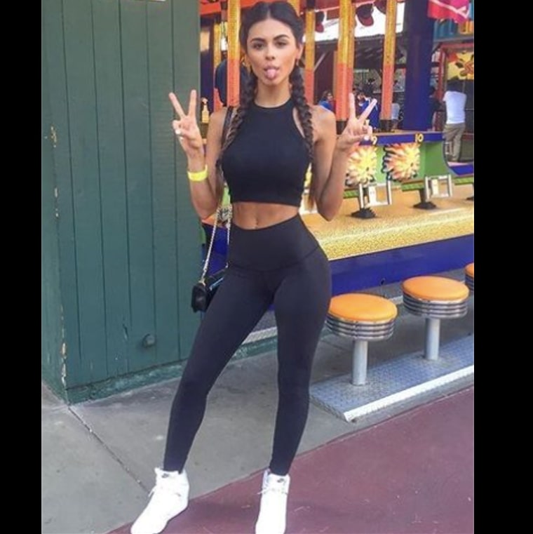 What to Wear to Six Flags - Read This First