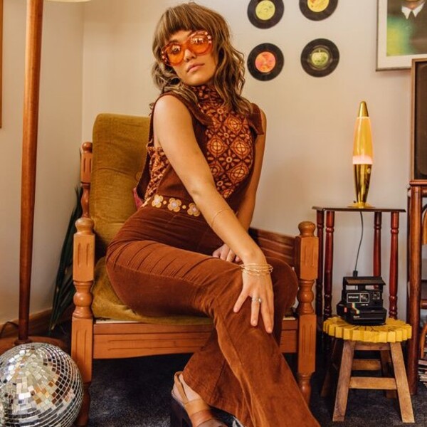 What to Wear to a 70s Party - Read This ...