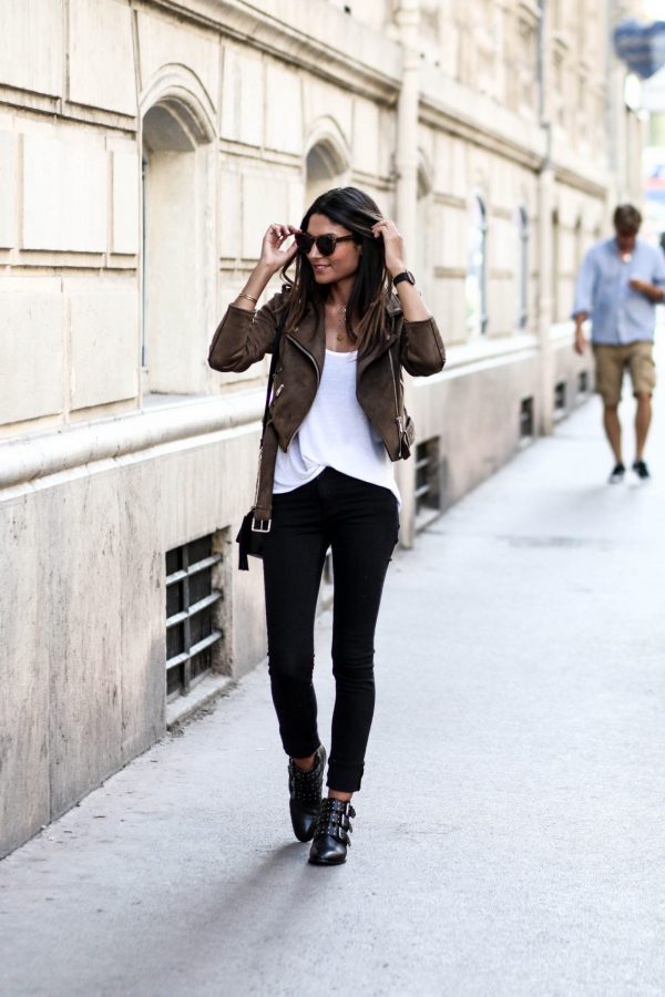 What to Wear with Black Jeans