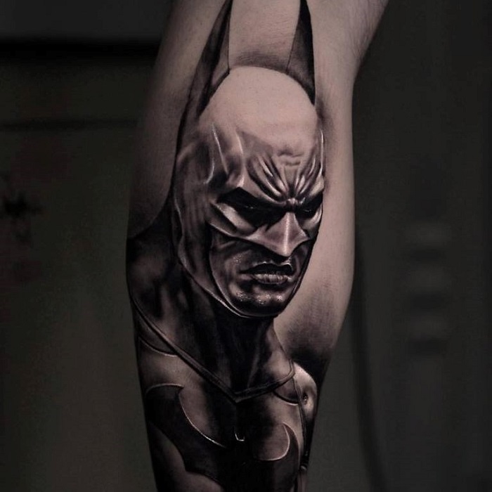 Hunnypiedead tattoos Added Gotham skyline to this batman sleeve