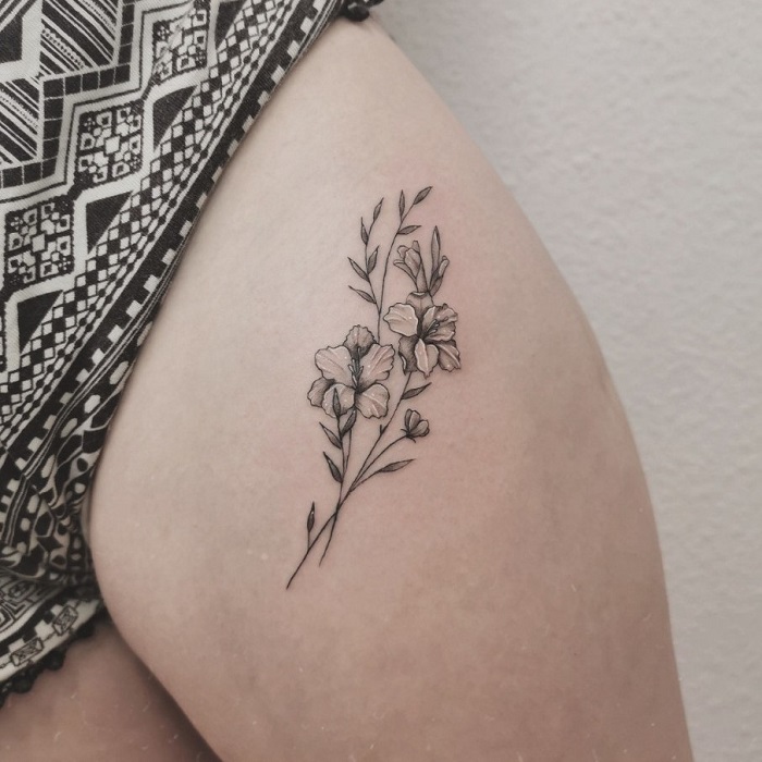 Gladiolus #floral #tattoo for her sister 💖 Happy birthday Maëlle! 🥳🎂✨  #zentattoo #tattoos #floraltattoo #gladiolus #girlswithtattoos | Instagram