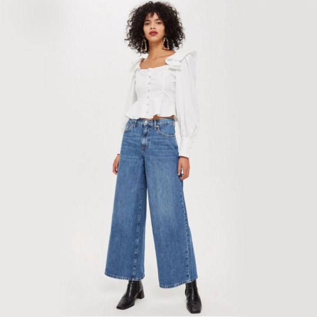 How To Wear Wide Leg Jeans - Read This First