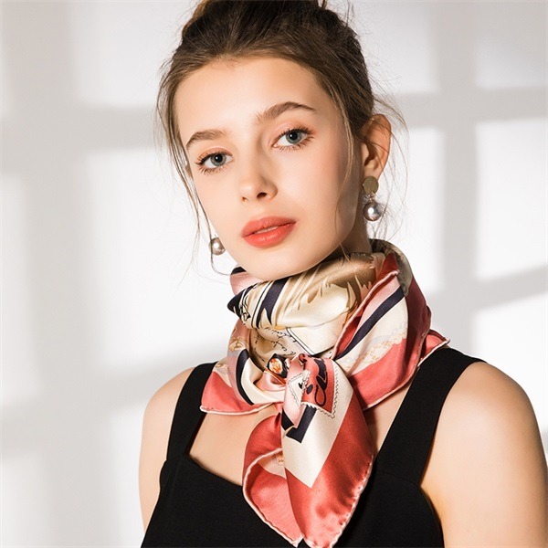 How to Wear a Square Scarf - Read This First