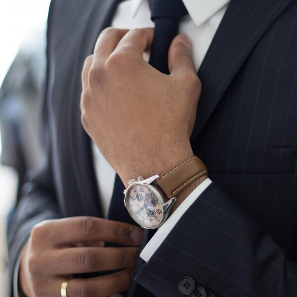 How to Wear a Watch