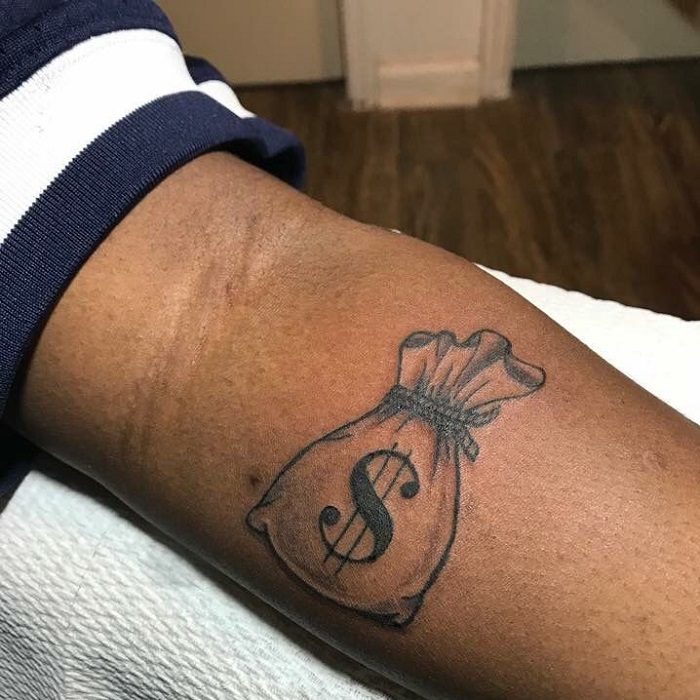 30 Best Money Bag Tattoo Ideas