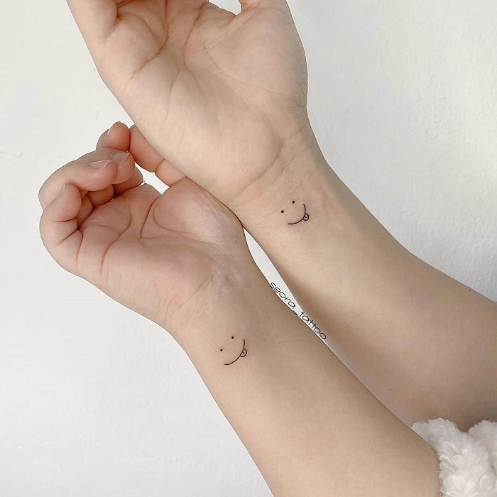 Temporary Face Tattoo Cute Small Flowers Womens Tattoos Face Stickers Eye  Mak Ⓢ | eBay