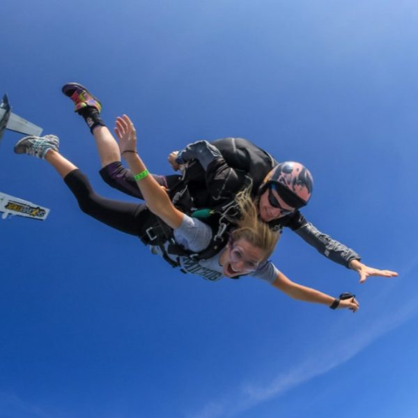 What to Wear Skydiving Read This First