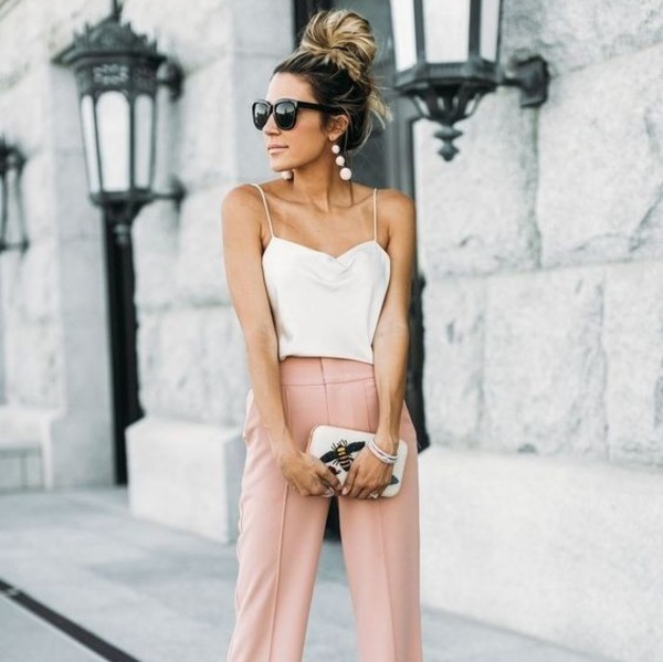 What to Wear to a Casual Wedding - Read This First