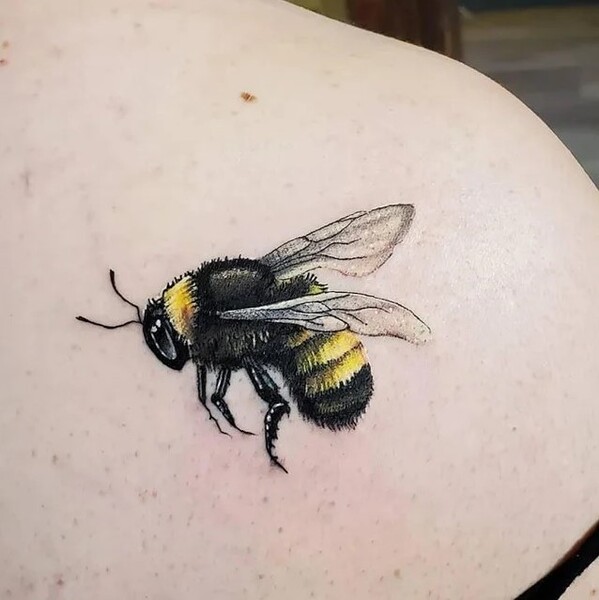 30 Best Bumblebee Tattoo Ideas 