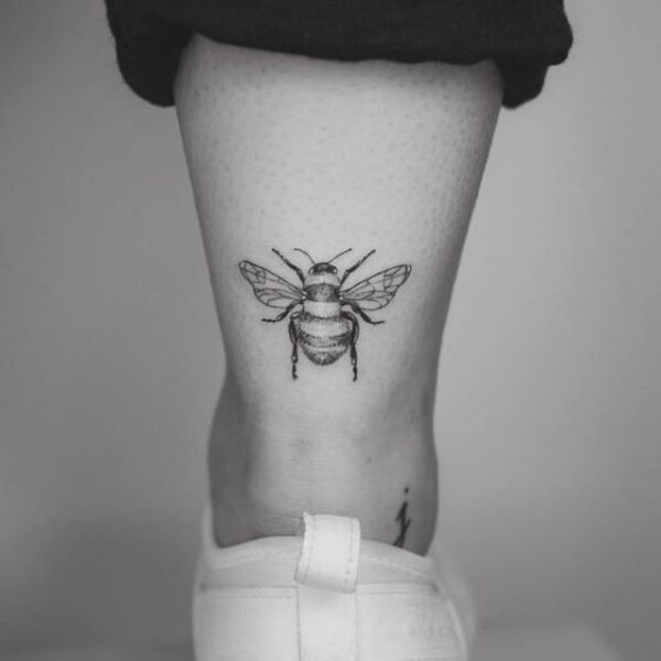 30 Best Bumblebee Tattoo Ideas 