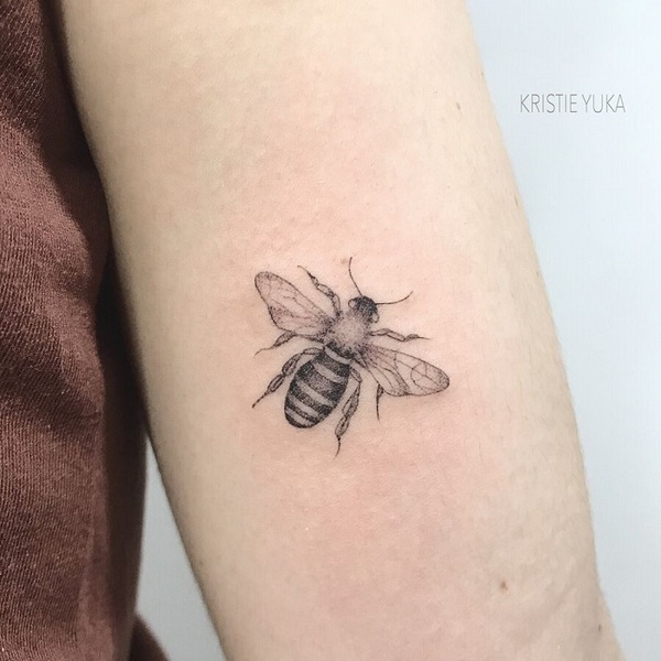 30 Best Bumblebee Tattoo Ideas 