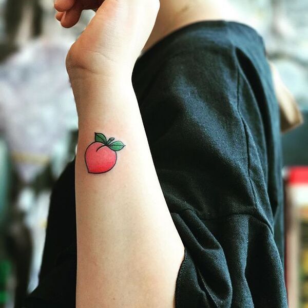 25 Sweet Peach Tattoo Designs  Ideas  Tattoo Glee