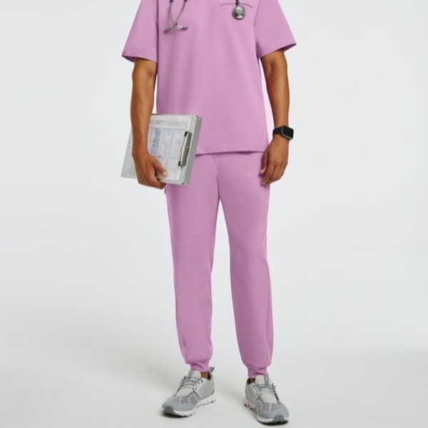 What Do Nurses Wear? Read This First