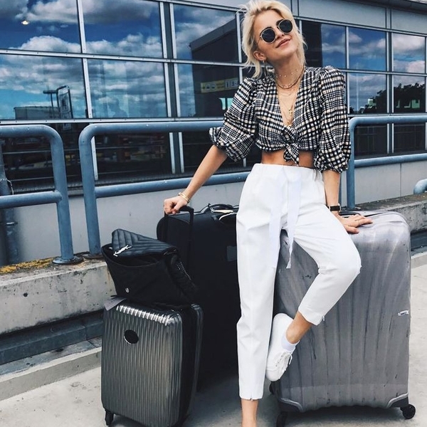 What To Wear To The Airport