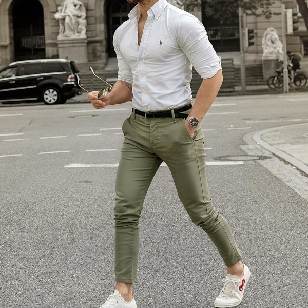What To Wear With Green Pants

