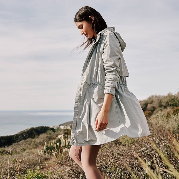 10 Brands Like Lululemon Read This First