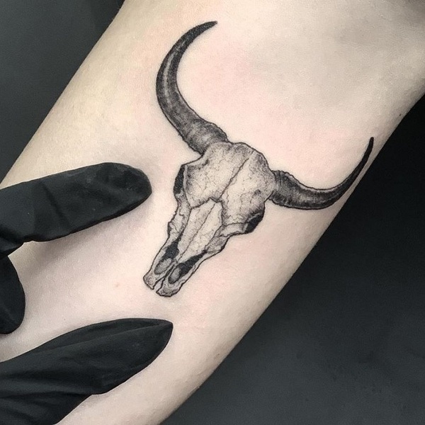 Tattoo uploaded by Patrick Isaacs • Line-shaded skull • Tattoodo