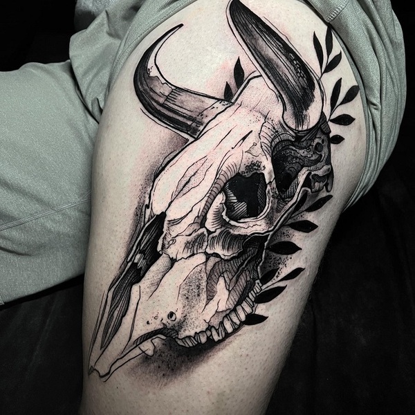 Discover 72+ realistic bull tattoo latest in.eteachers