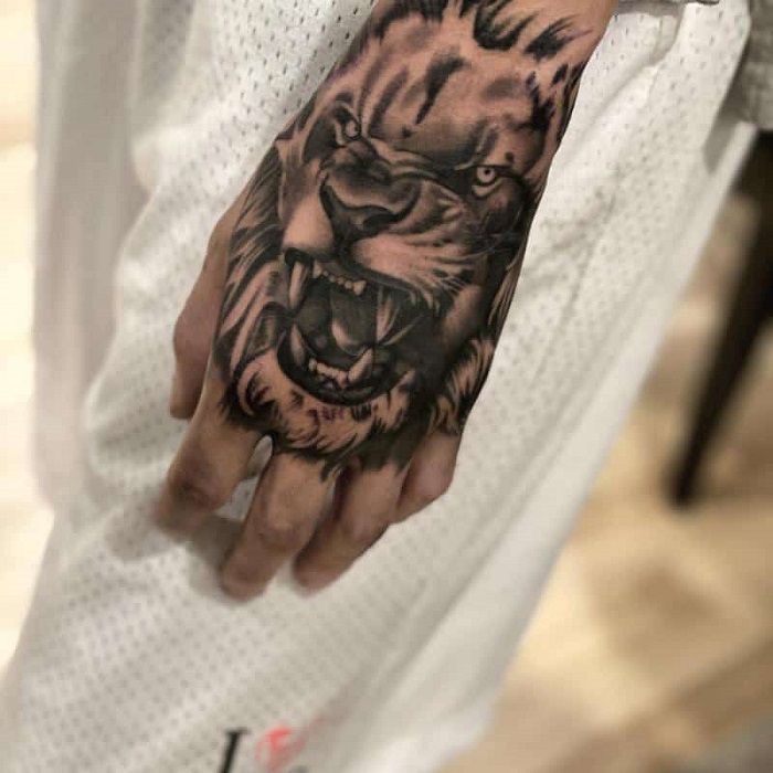 Lion Hand Tattoo Ideas 18