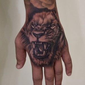 32 Best Lion Hand Tattoo Ideas - Read This First