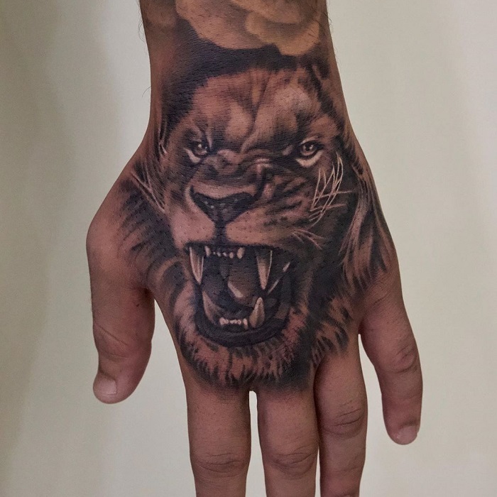 Lion Hand Tattoo Ideas 30