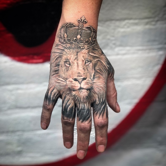 Lion Hand Tattoo Ideas 34