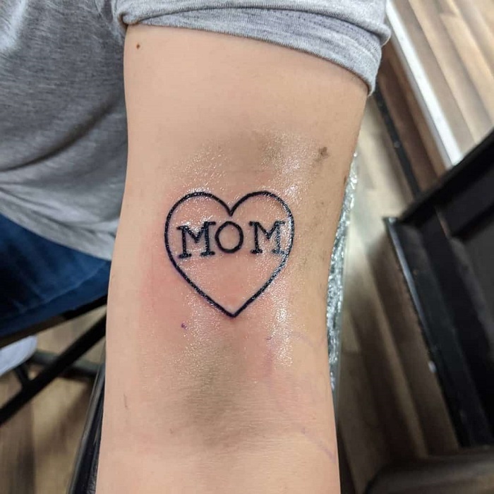 mom dad New tattoo 😍 #mom dad video nick - ShareChat - Funny, Romantic,  Videos, Shayari, Quotes