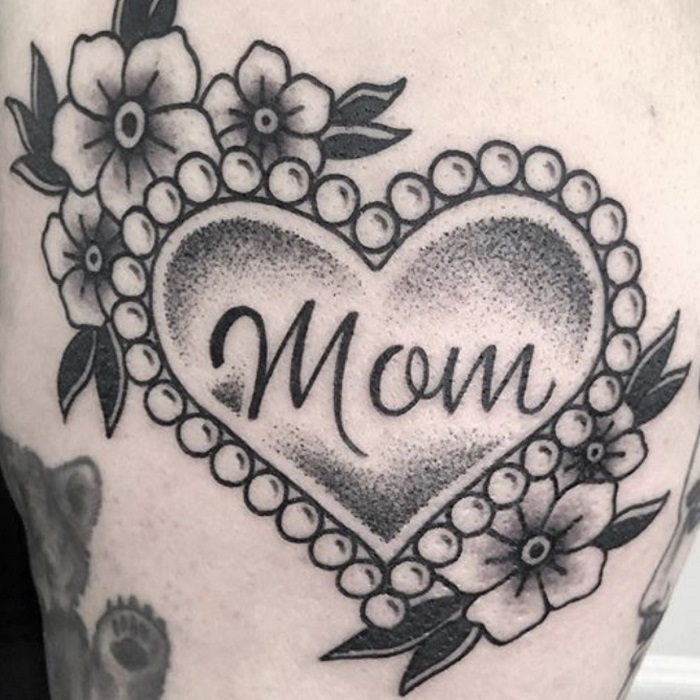 Mom Tattoo Heart Ideas 36