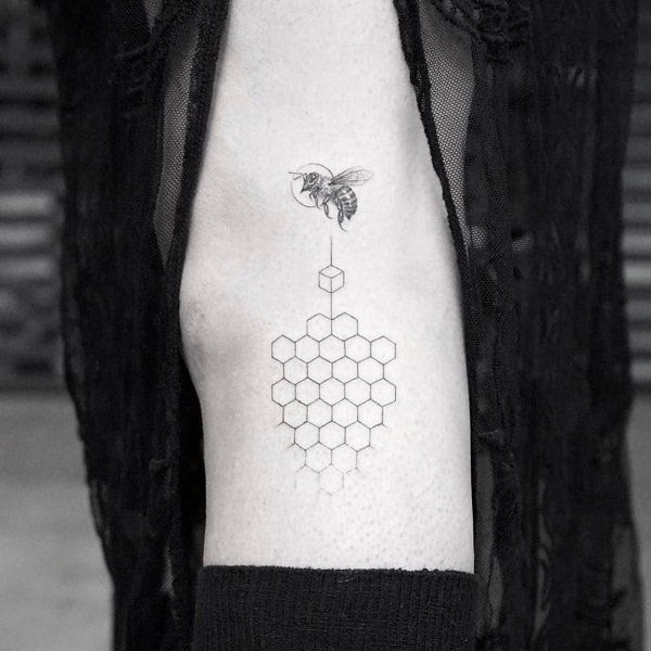 Best Honeycomb Tattoo Ideas 