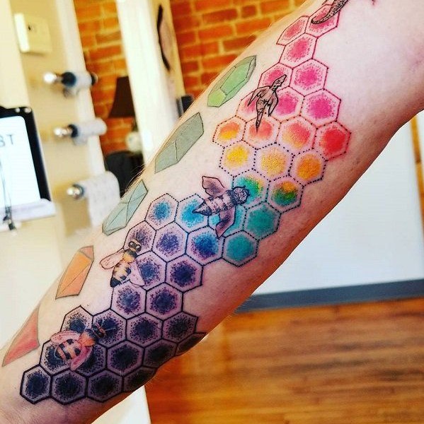 Best Honeycomb Tattoo Ideas 