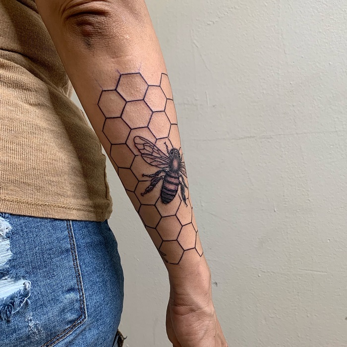 beehive pattern tattoo