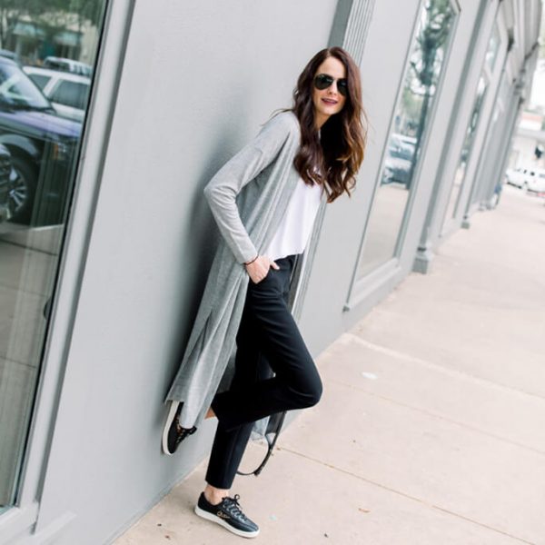 What To Wear With Black Pants Read This First