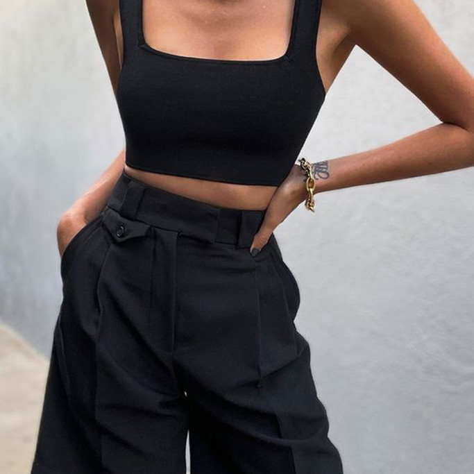 black shorts outfit ideas