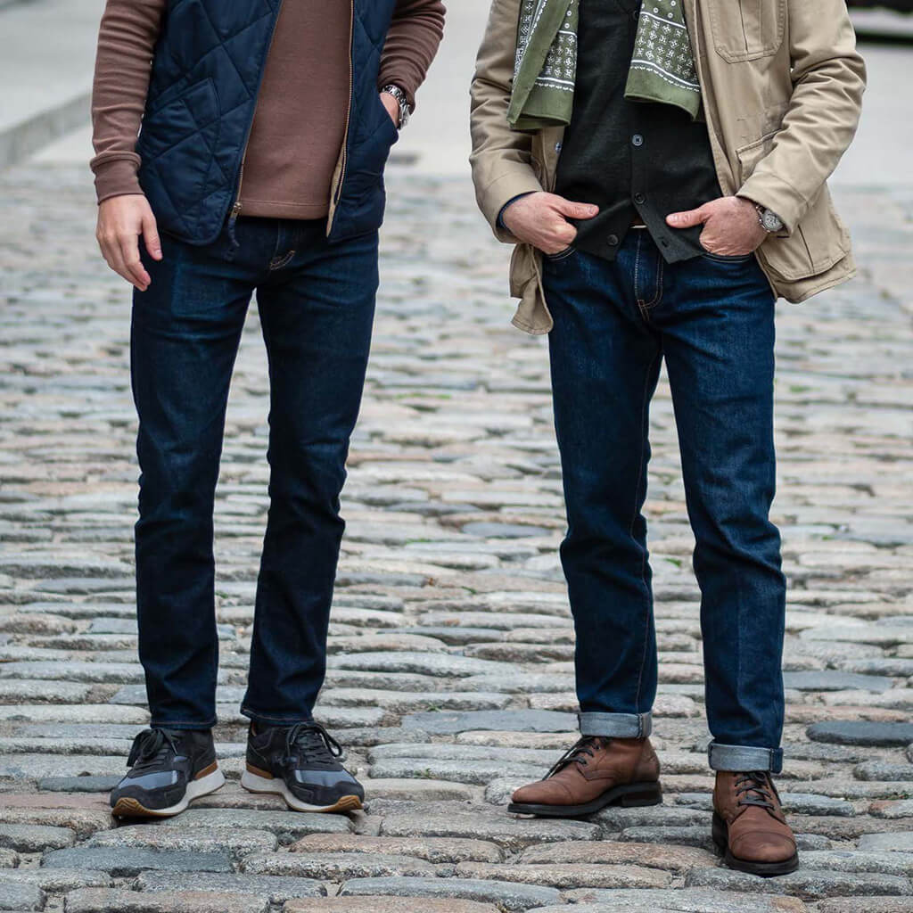 What To Wear With Dark Blue Jeans - Read This First