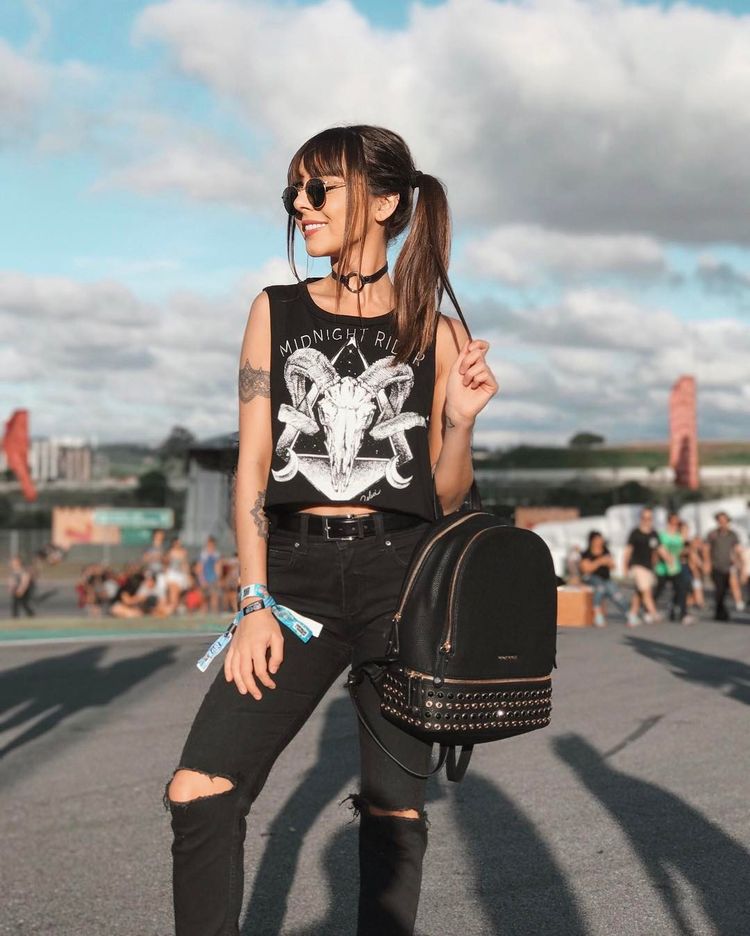 What To Wear To A Rock Concert - Read This First