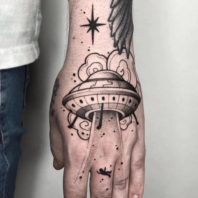 Best UFO Tattoo Ideas