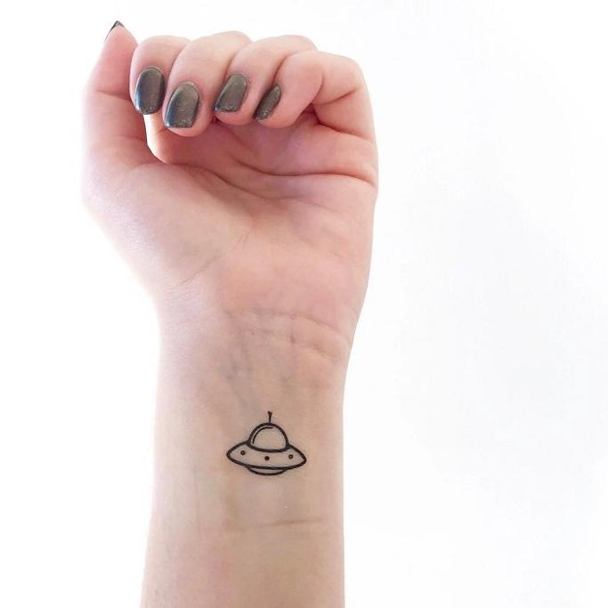 Best UFO Tattoo Ideas