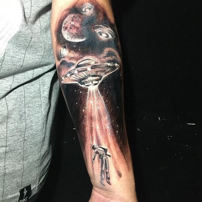 Best UFO Tattoo Ideas